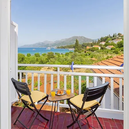 Elica - One Bedroom With Balcony And Sea View アパート