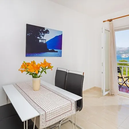 Elica - One Bedroom With Balcony And Sea View